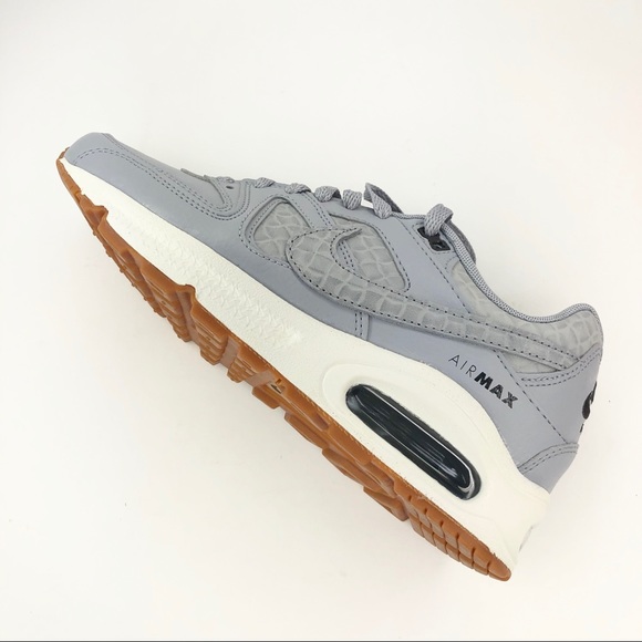 womens air max command prm